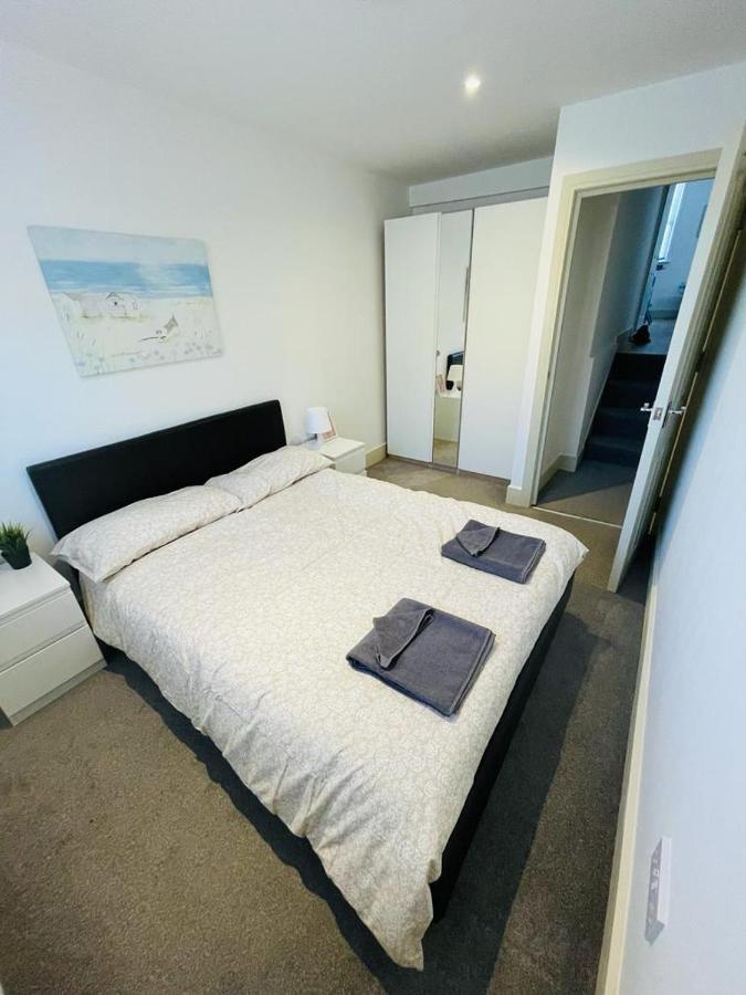Lovely 2 Bedroom Serviced Apartment In Λονδίνο Εξωτερικό φωτογραφία