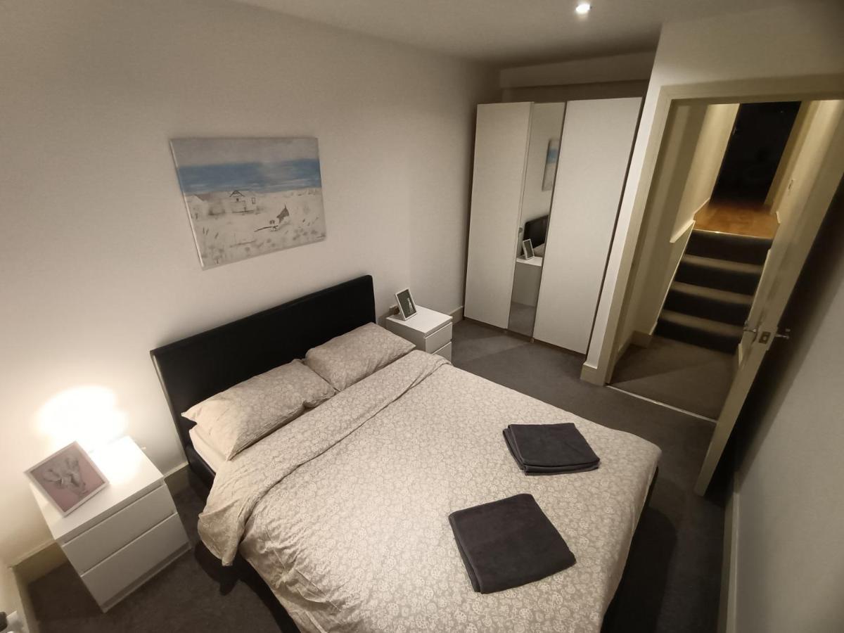 Lovely 2 Bedroom Serviced Apartment In Λονδίνο Εξωτερικό φωτογραφία