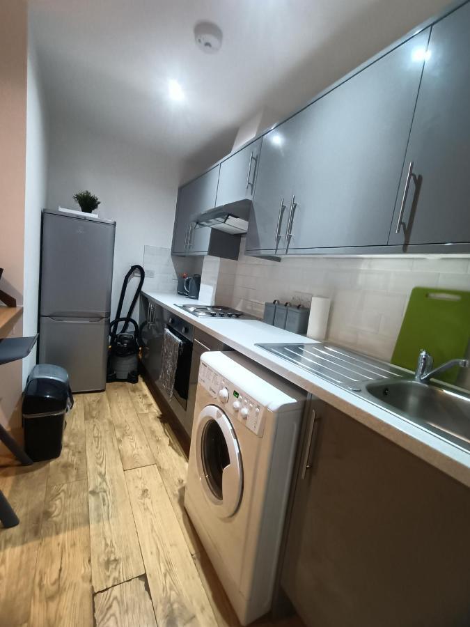 Lovely 2 Bedroom Serviced Apartment In Λονδίνο Εξωτερικό φωτογραφία
