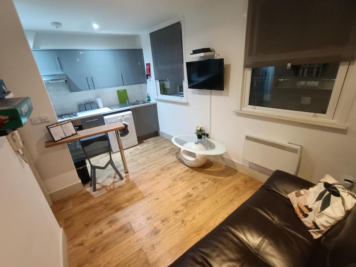 Lovely 2 Bedroom Serviced Apartment In Λονδίνο Εξωτερικό φωτογραφία