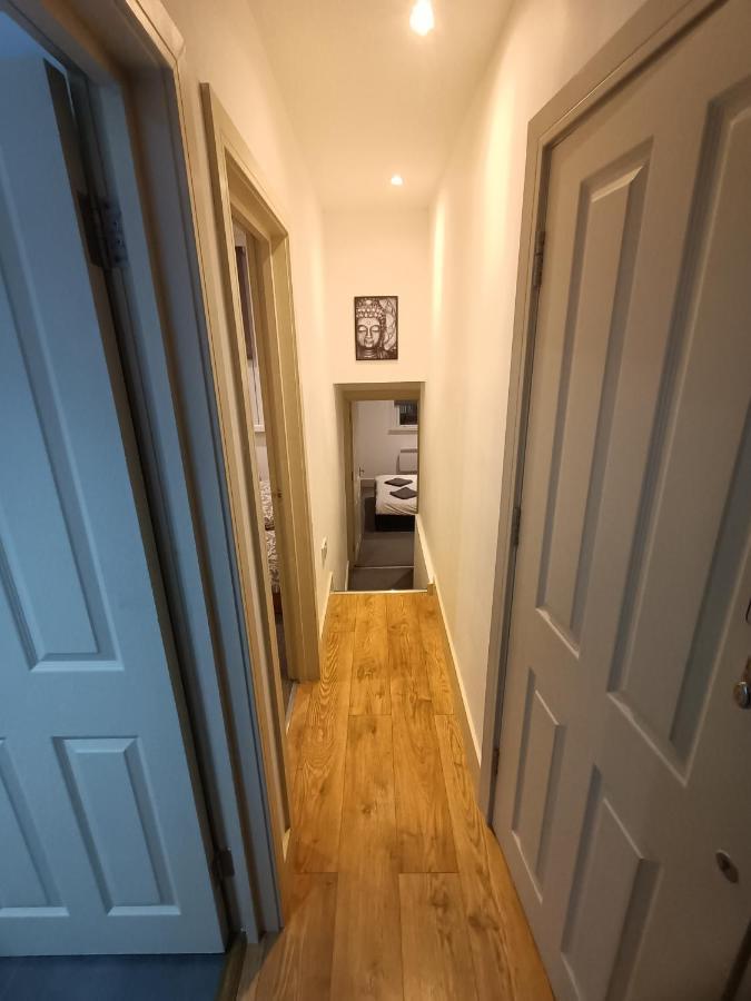 Lovely 2 Bedroom Serviced Apartment In Λονδίνο Εξωτερικό φωτογραφία